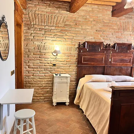 Corte Arcangeli Szálloda Ferrara