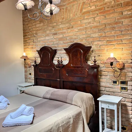 Corte Arcangeli Szálloda 3*