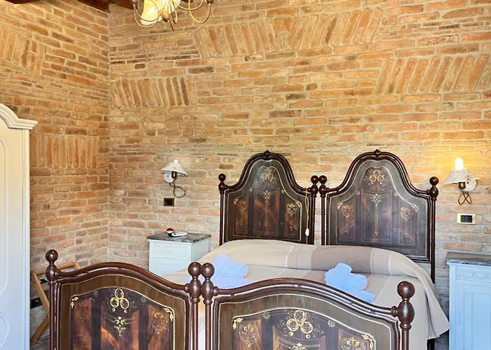 فندق Corte Arcangeli 3*