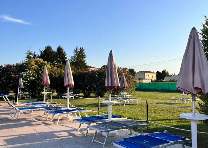 Corte Arcangeli فندق