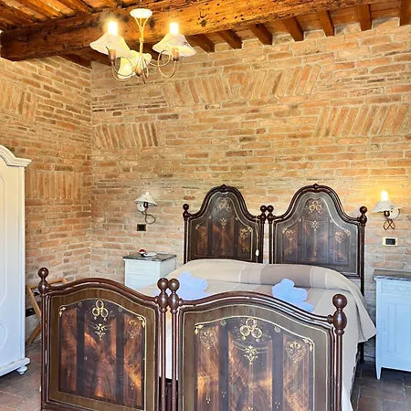 Отель Corte Arcangeli 3*