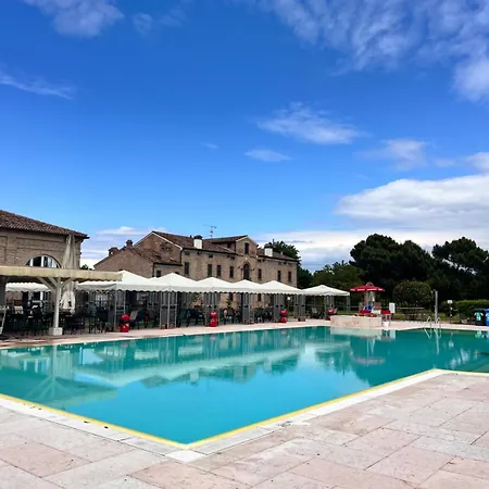Corte Arcangeli Hotel 3*