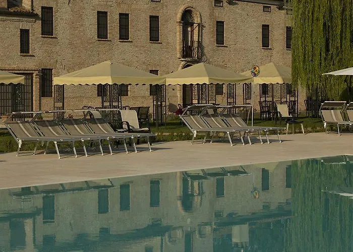 Hotel Corte Arcangeli 3*