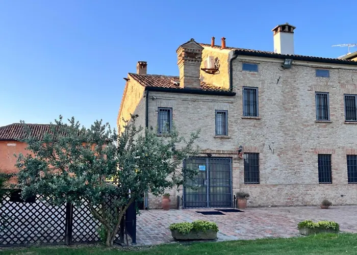 Hotel Corte Arcangeli 3*