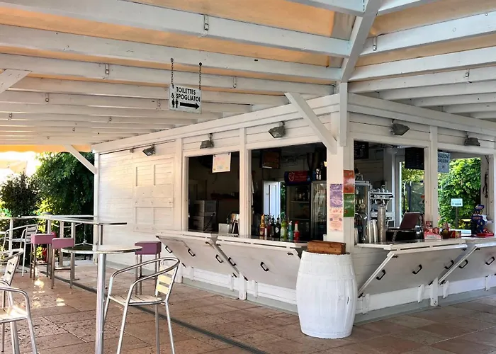 Corte Arcangeli 3* Φεράρα