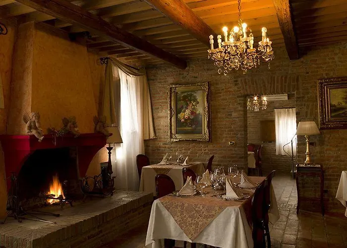 Corte Arcangeli Hotel 3*